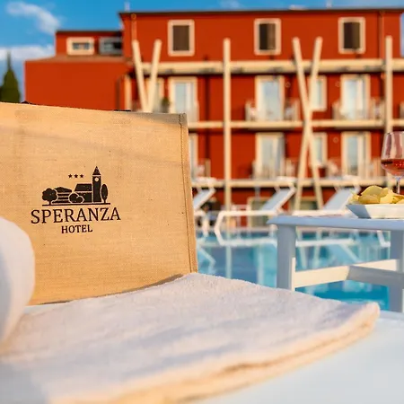 ホテル Speranza バルドリーノ