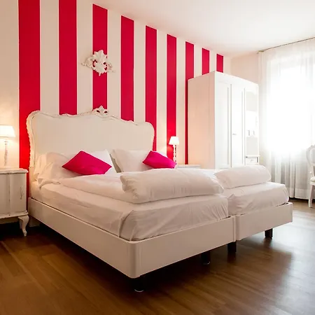 斯佩兰扎酒店 3* 巴多利诺