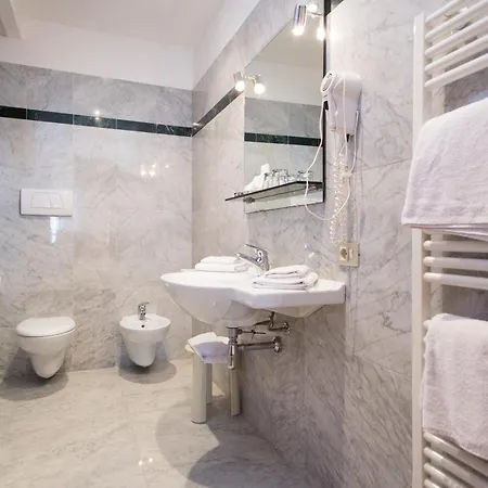 斯佩兰扎酒店 酒店 巴多利诺